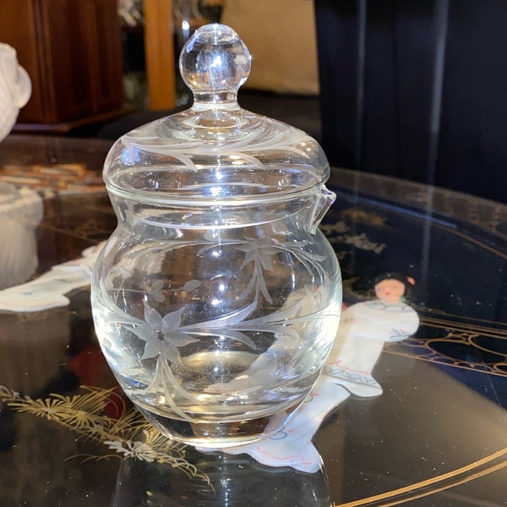 Beautiful Clear Glass Lidded creamer Jar with Frosted Floral Etching/Vintage